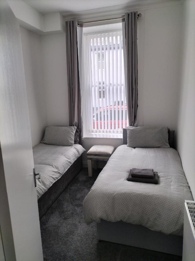 Ferienwohnung Maze Great Escape Ayr Exterior foto