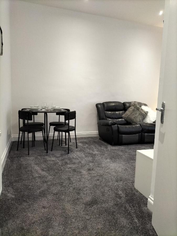 Ferienwohnung Maze Great Escape Ayr Exterior foto
